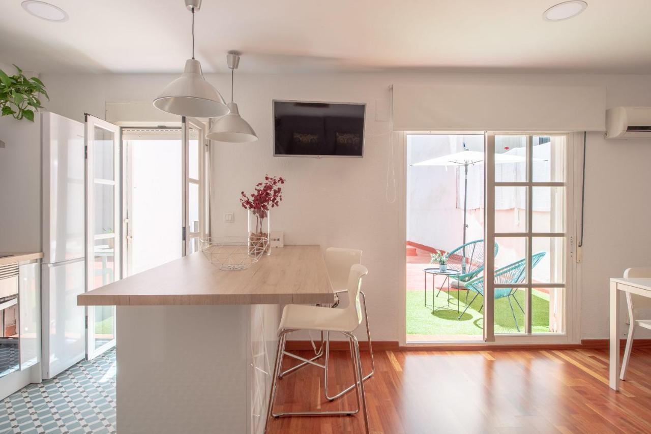 Calle San Jacinto, 57 Apartamento Sevilla Kültér fotó